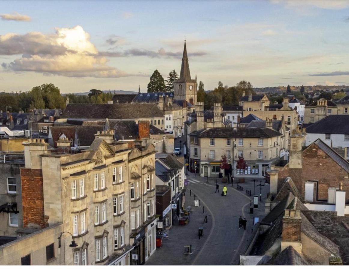 Artisan Cottage Chippenham  Bagian luar foto